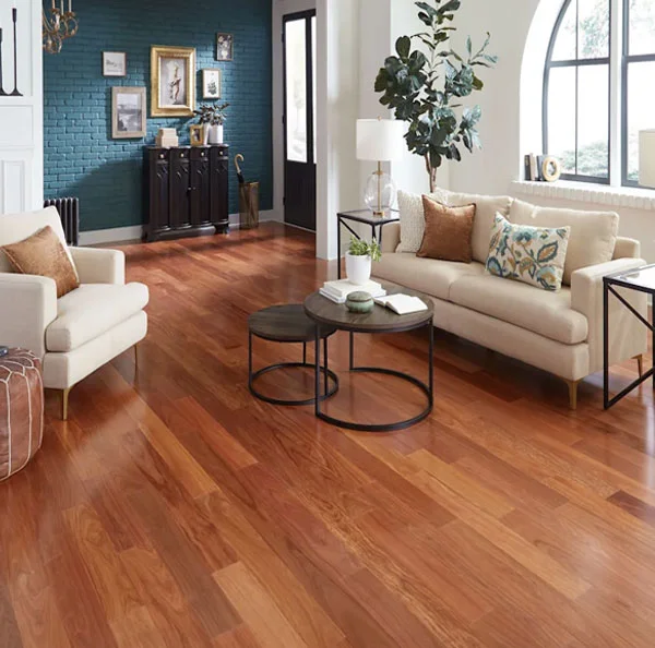 UV Emoi & Emli Product